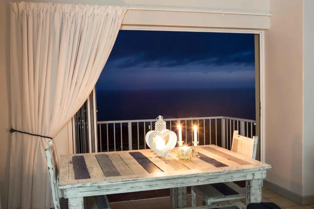 Relaxing holiday apartment home with sea view