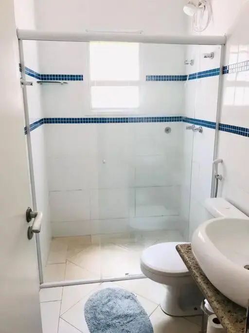 Casa de praia com piscina e churrasqueira - Indaiá Bertioga