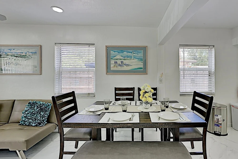 Stylish Getaway W/ New Interior & Private Hot Tub 4 Bedroom Home