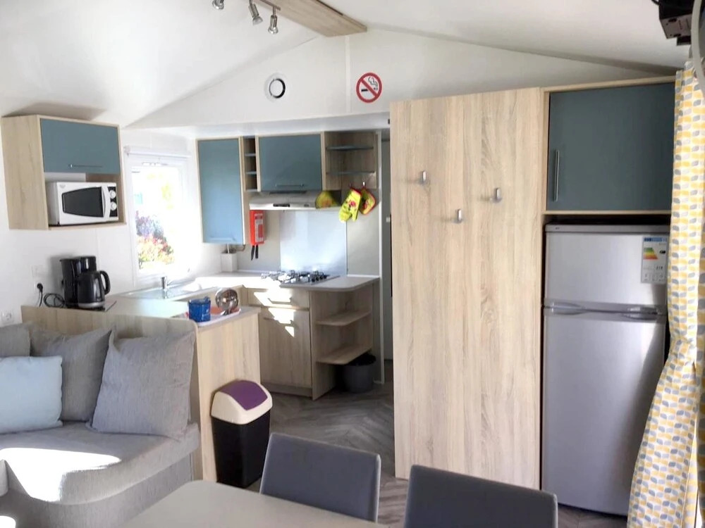 Property With 3 Bedrooms in Saint-julien-en-born, With Pool Access and