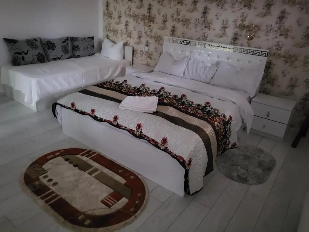 Apartament cu terasa si gratar
