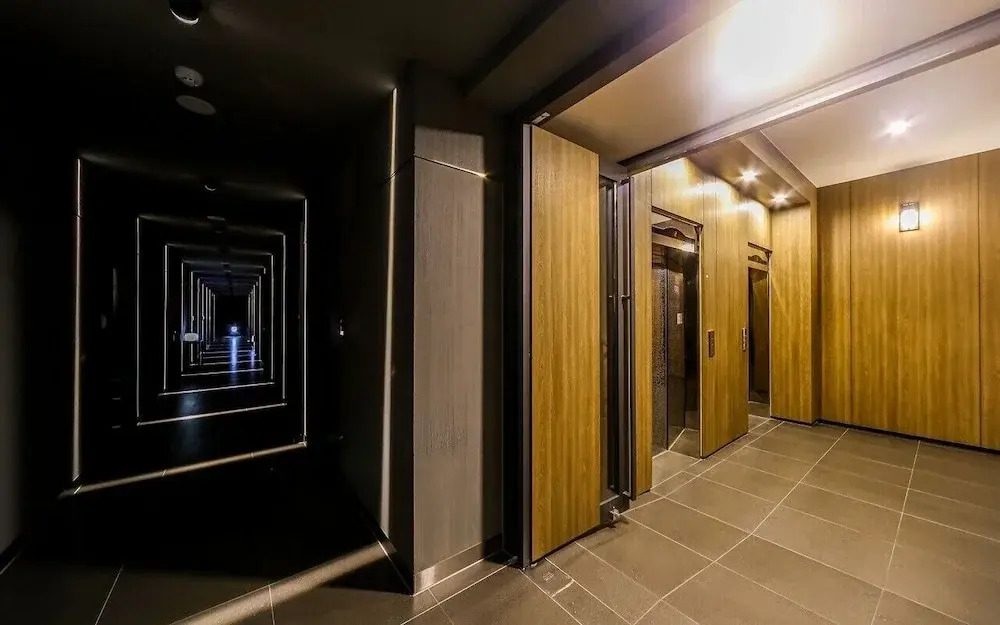 Elysee Hotel