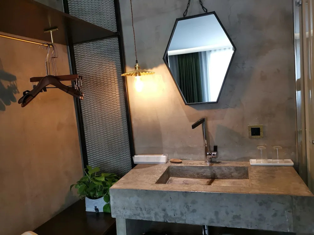 Suzhou Unique Space Design Art Hotel
