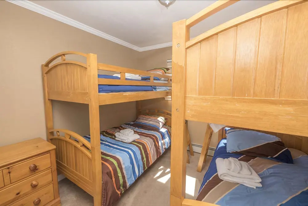 1746 Venice 3 Bedroom Home