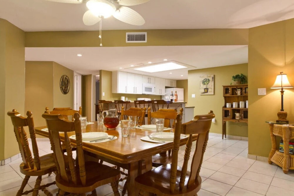 Saida IV Condominium 304