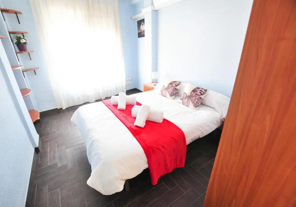 Holidays2Malaga Hermosilla 3 dormitorios & parking Wifi Fibra 600 MG