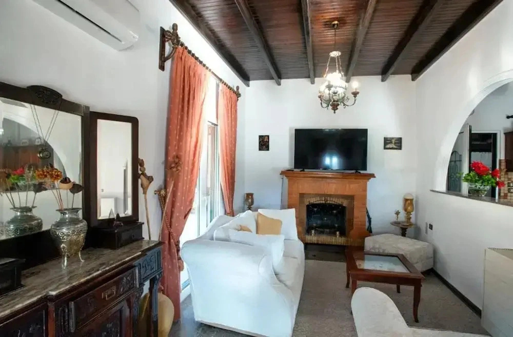 Green Yard Retreat - Family Getaway in Sidari Corfu