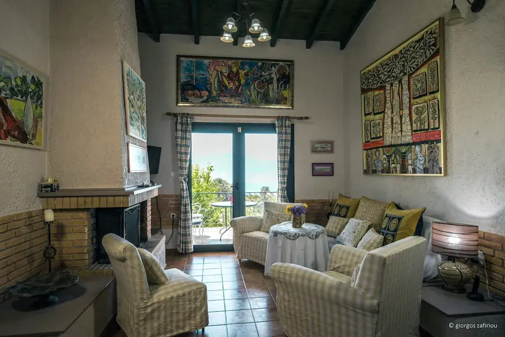 Nerotrivia Villa - Ocean Panorama and Lush Gardens