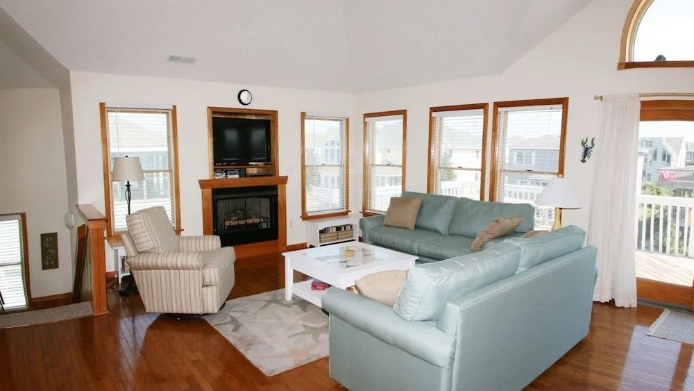 Sandy Paws - 5 Br Home