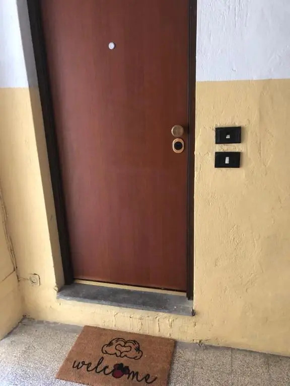 Supercentral one room flat, 16 min to Bergamo airport