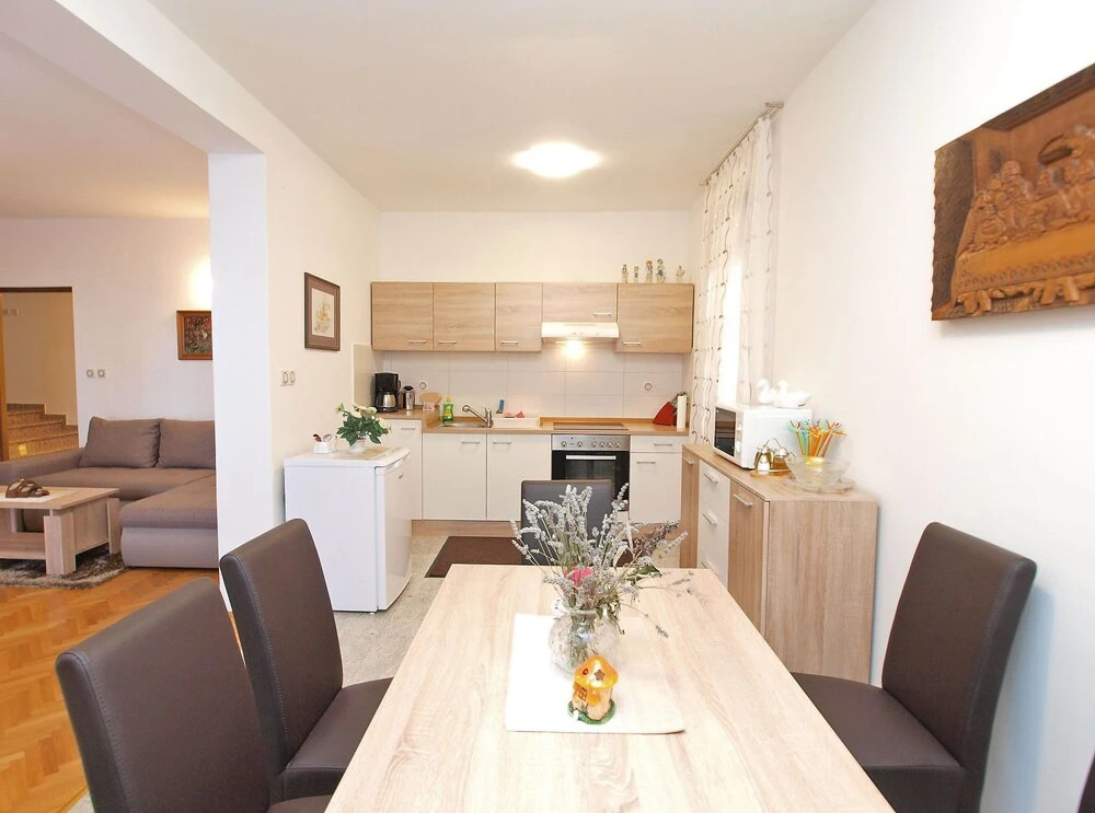Apartment 1424