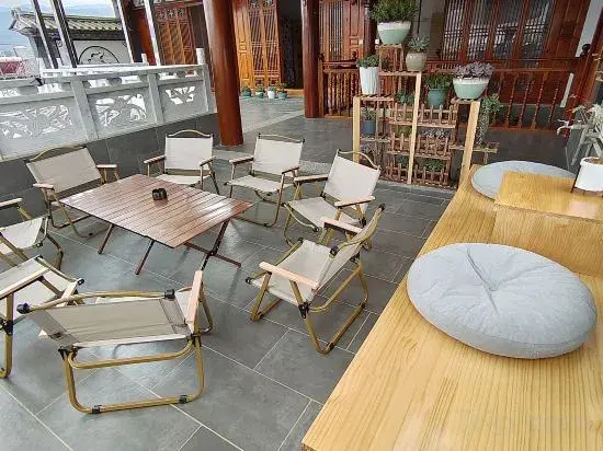 Shaxi Fengshe Homestay