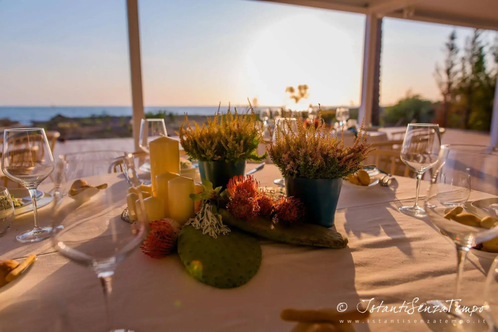 Cumeja Beach Club & Hotel