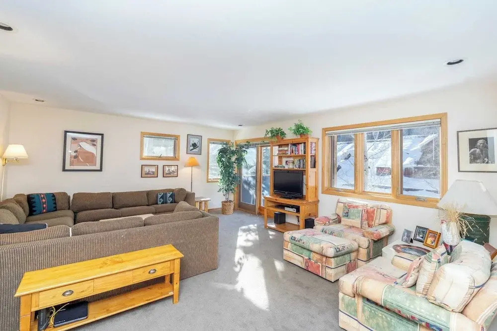 Lulu City 4B by Avantstay Beautiful Condo 100 Yards From Lift #7 Permit #:3639