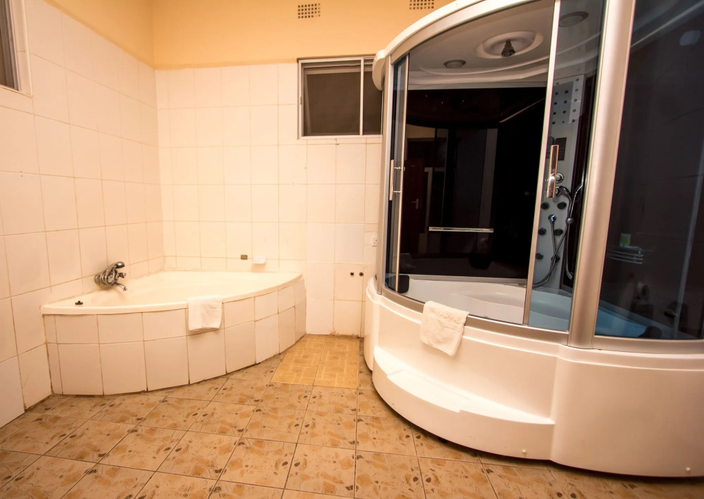 Mika Hotel, Kabulonga