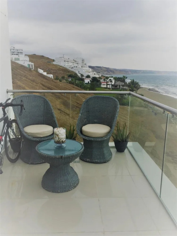 Golden Mar Hostal