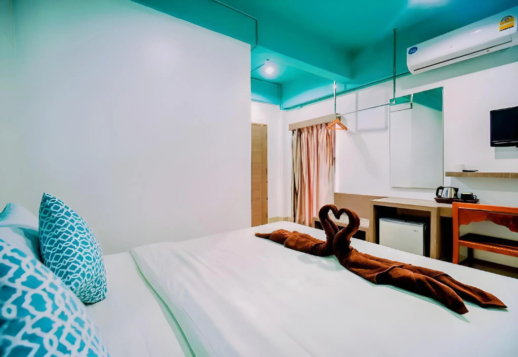 Khaleej Mass Hotel Patong