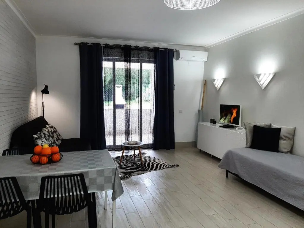Charming Apartment Olhos de Água