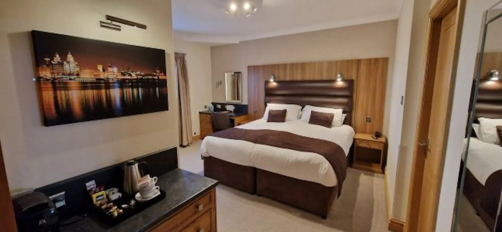 The Royal Hotel