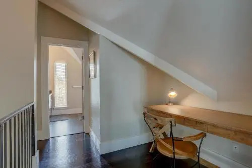 Surfsup-River View-AC-3BR/2BA