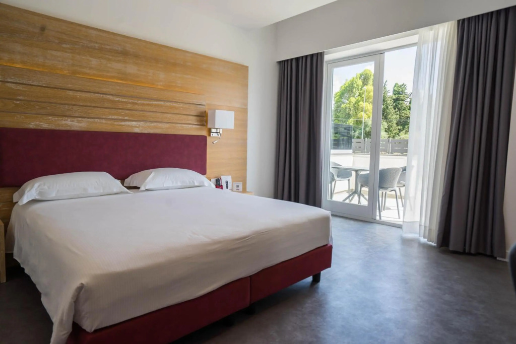 PM Hotel