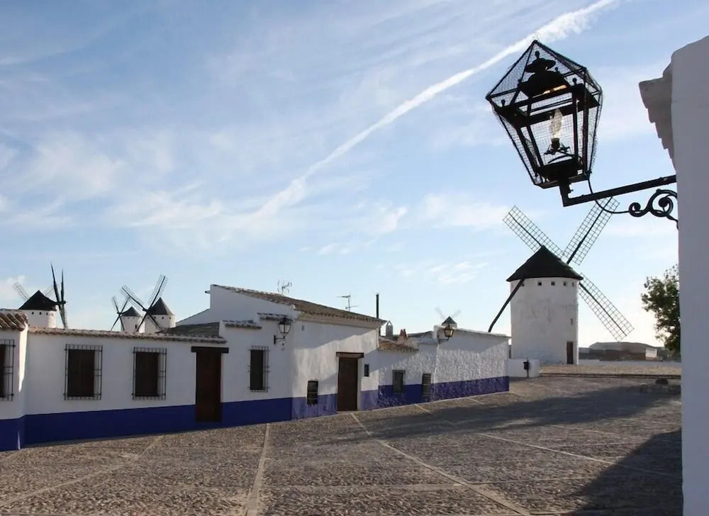La Casa El Yelmo De Mambrino
