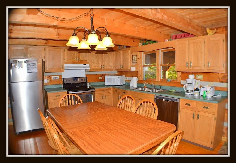 Olde Tyme Way Cabins 3526
