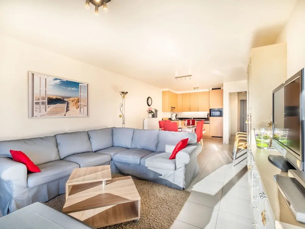 Villa near Sea and Shops in Belgium
