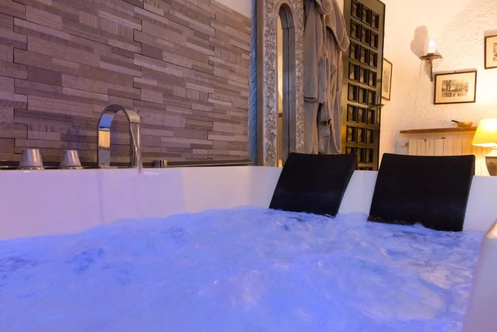 Jamm Suite - Two-room apartment with ensuite whirlpool tub