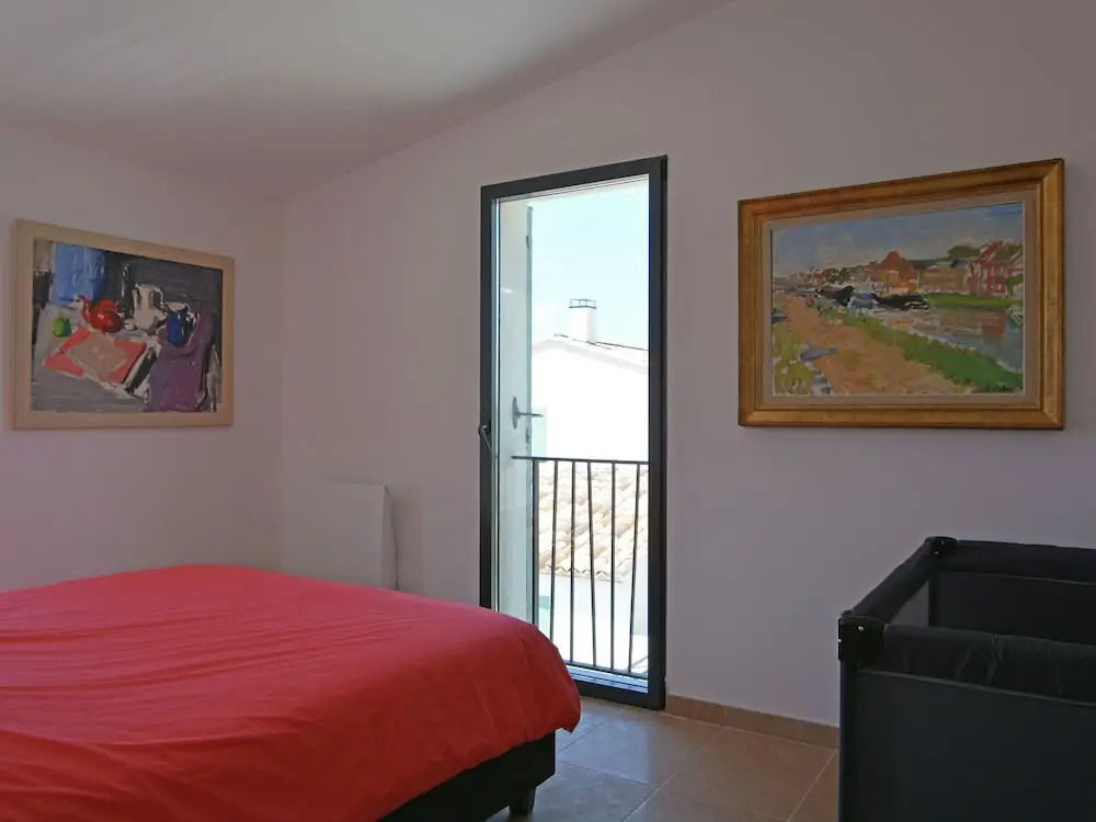 Wonderful Villa in Malaucène with Swimming Pool