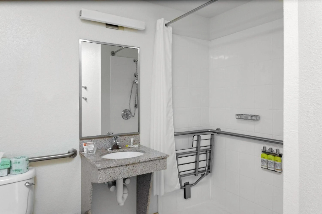 Candlewood Suites Warner Robins by IHG