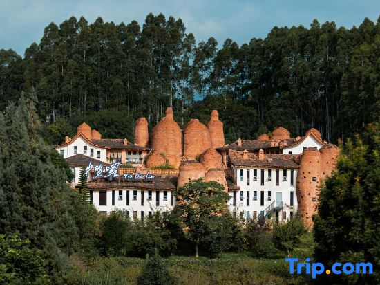 Dongfengyun Niuduoluo Music Castle Hotel