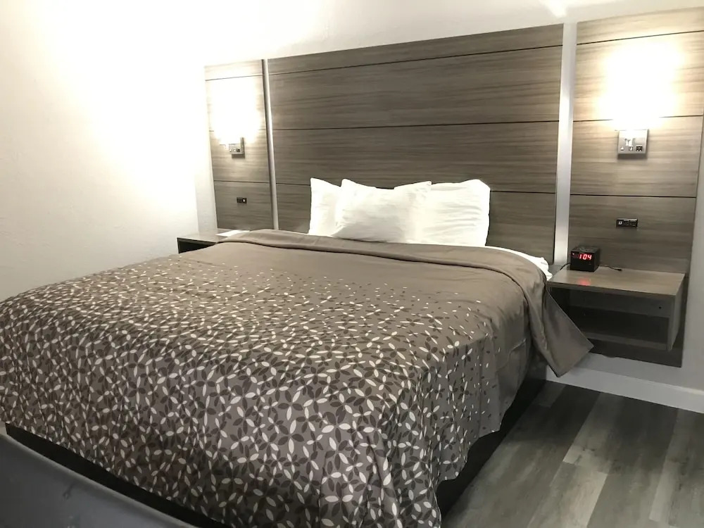 Americas Best Value Inn Clearwater