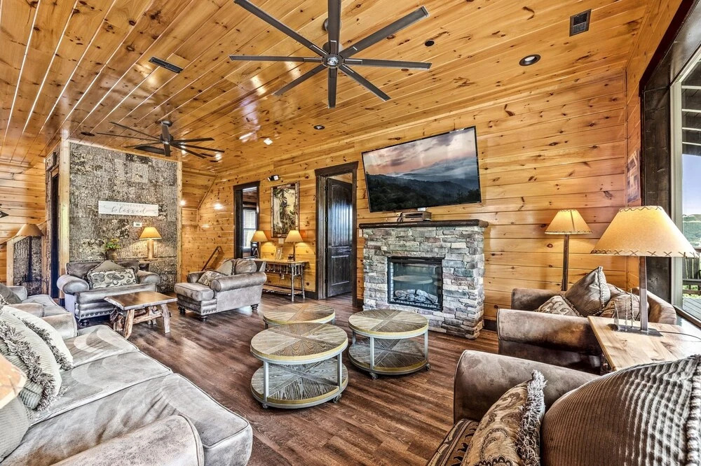 The Majestic Pine Retreat 13 Bedroom Home by Redawning