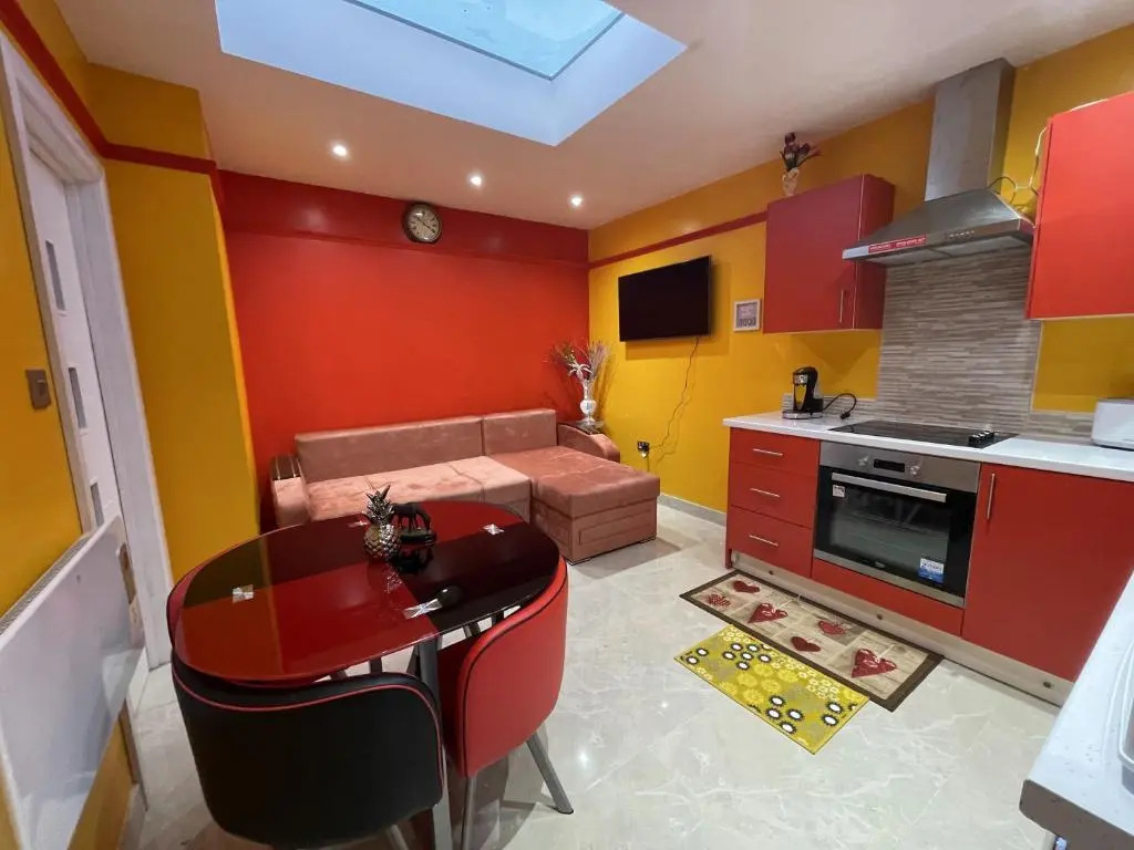 Modern Garden House