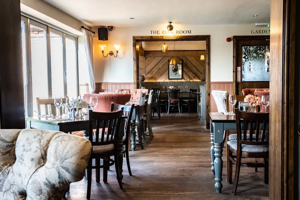 The Saracens Head