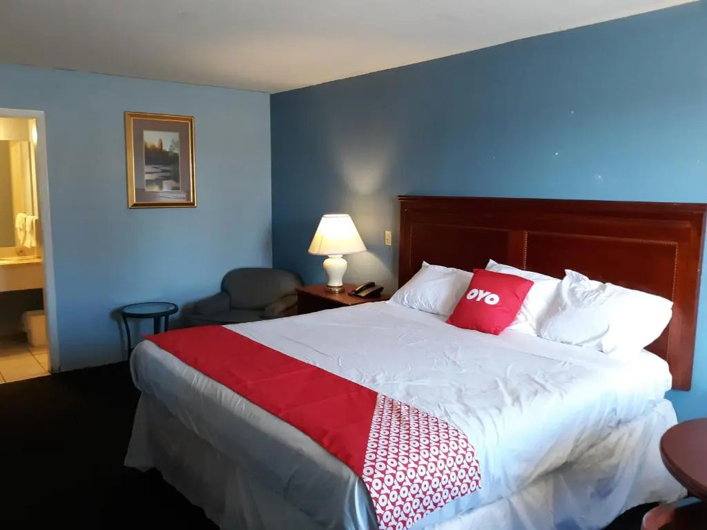 Luxury Inn & Suites