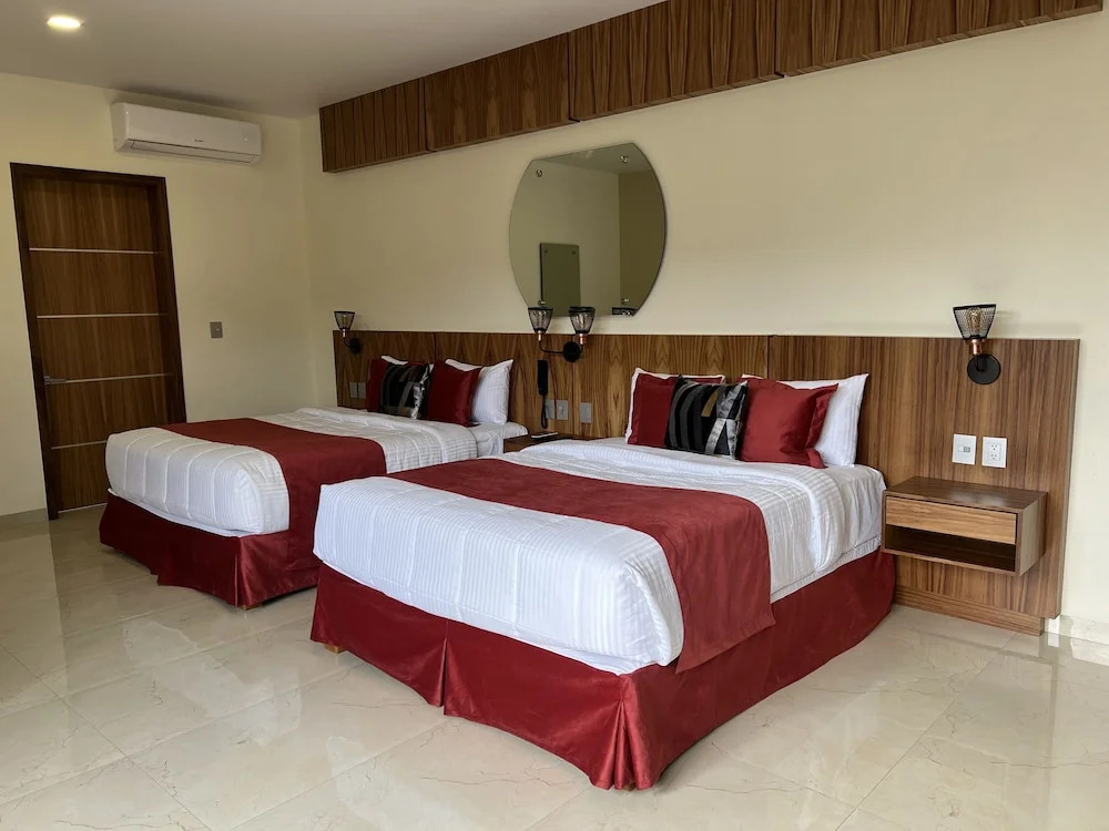 Hotel Cinco Diamantes