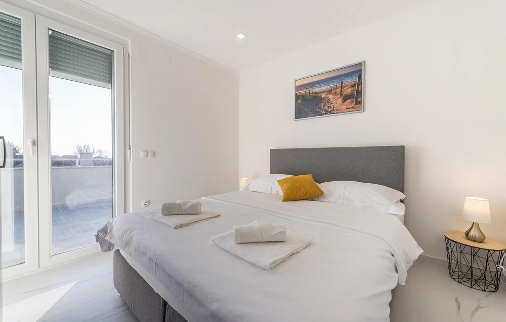 Luxurious Home In Vrsi