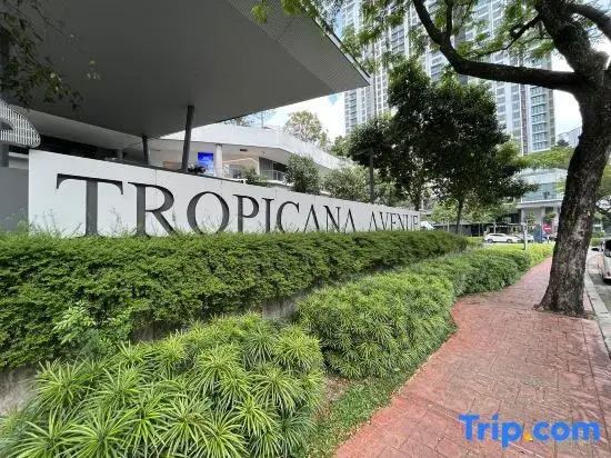 Tropicana Suite