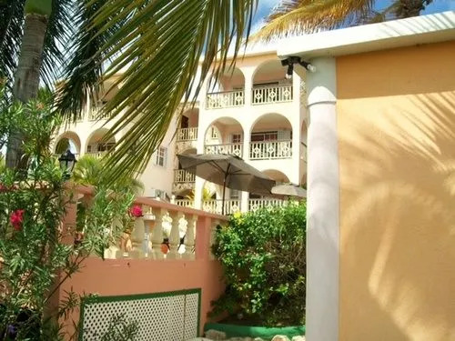 Royal Palms Hotel
