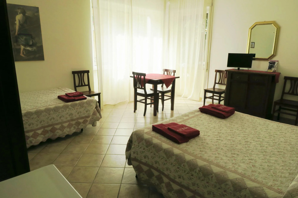 Ianus Guest House
