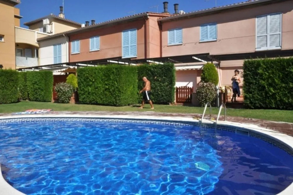 Casa Vista a la Piscina Para 10 Personas en Cambrils