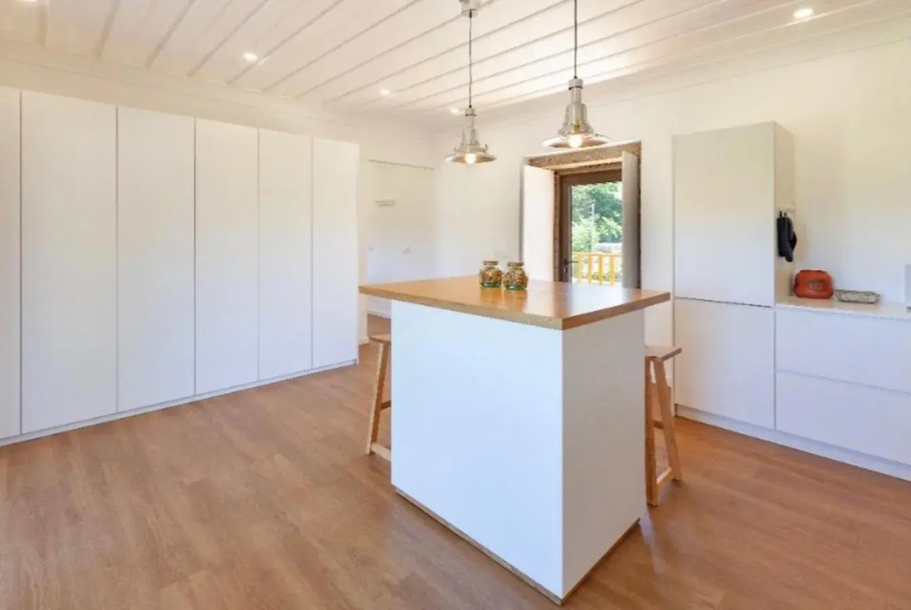Mariana's HeartMade House