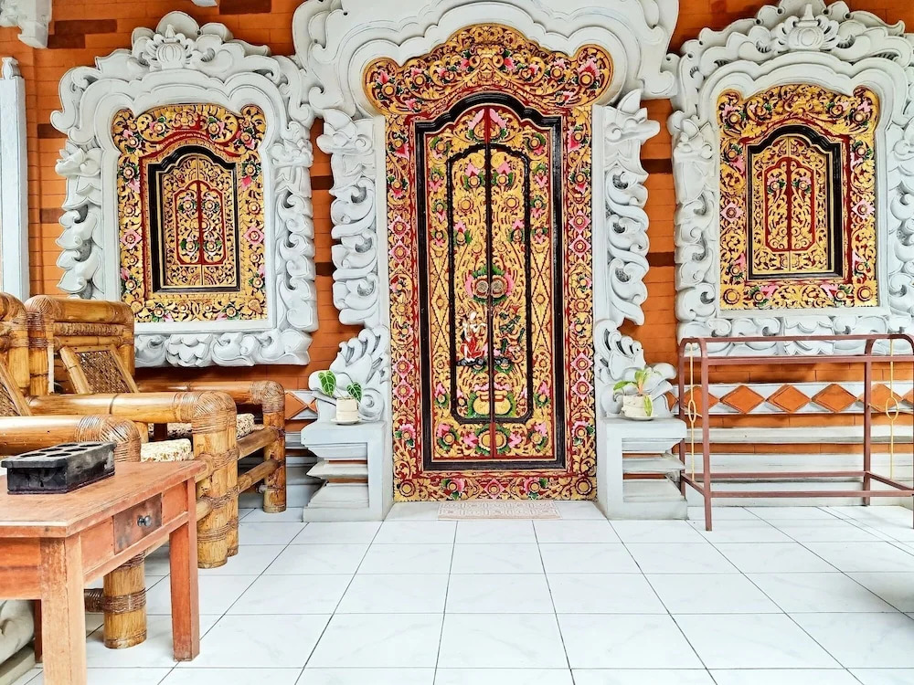 Binaria Museum Hotel