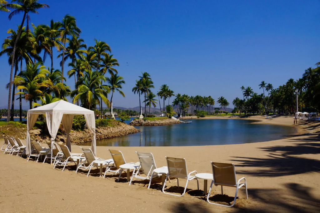 Grand Isla Navidad Golf & Spa Resort with Marina