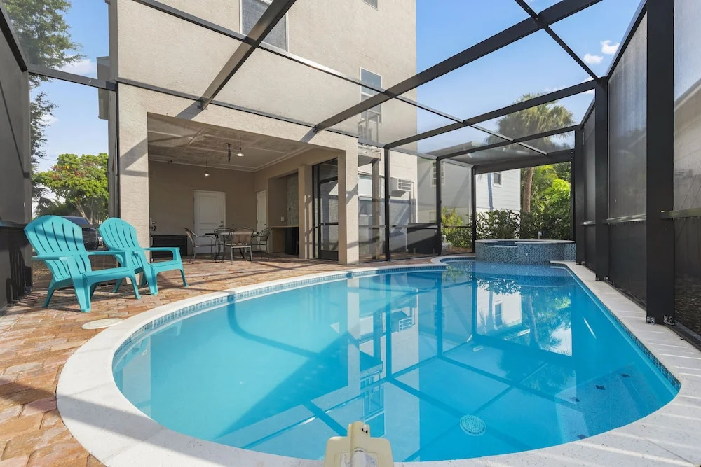 Miramar Beach House - Four Bedroom Home