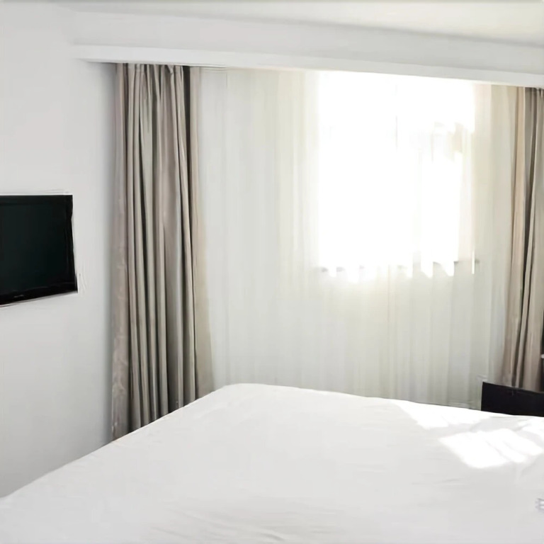 Super 8 Hotel