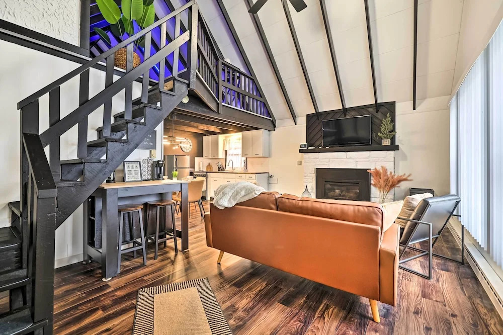 Pet-Friendly Cabin in Pocono Lake