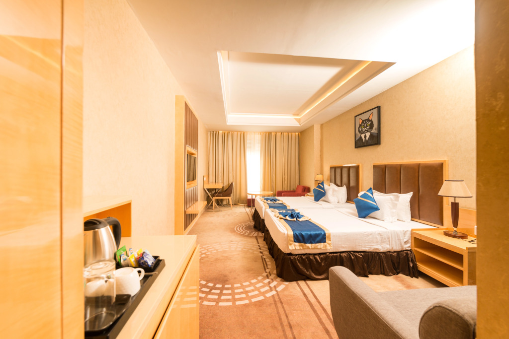 Hotel D'corbiz